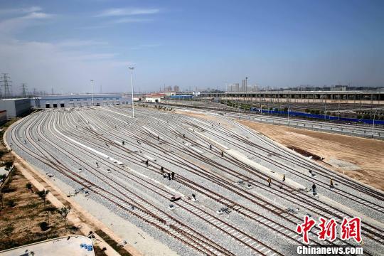 圖為俯瞰基地?！堖h(yuǎn) 攝